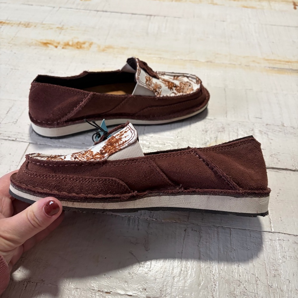 Ariat x Western Aloha Cruiser NWT size 6 Suede Slip On Loafers‎ Printed Canvas - Picture 8 of 12